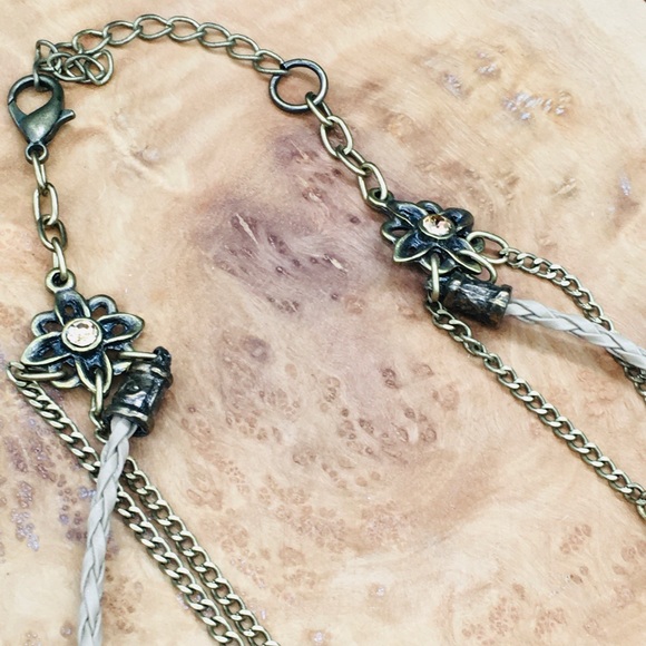 Triple necklace - Picture 6 of 7